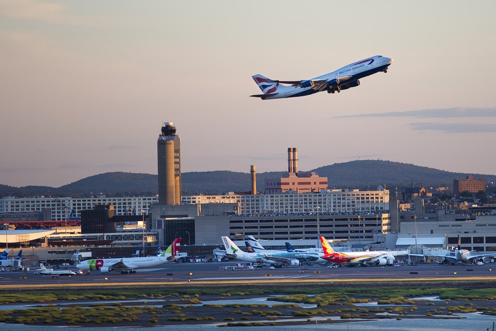 Travel Plunges 93% At Boston Logan Airport Amid Coronavirus Outbreak | WBUR  News