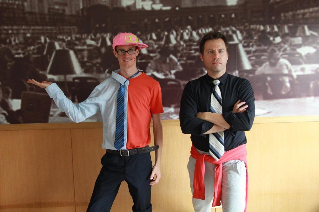 Mismatch Outfits Guys- 25 Ideas What to Wear on Mismatch Day | Mismatch  day, Mismatched, Outfit of the day