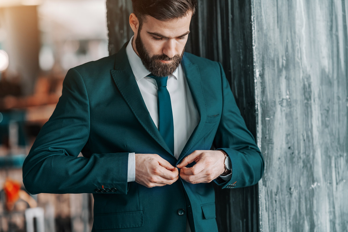 19 Best Blazers for Men in 2023 (How to Wear a Blazer in Style)