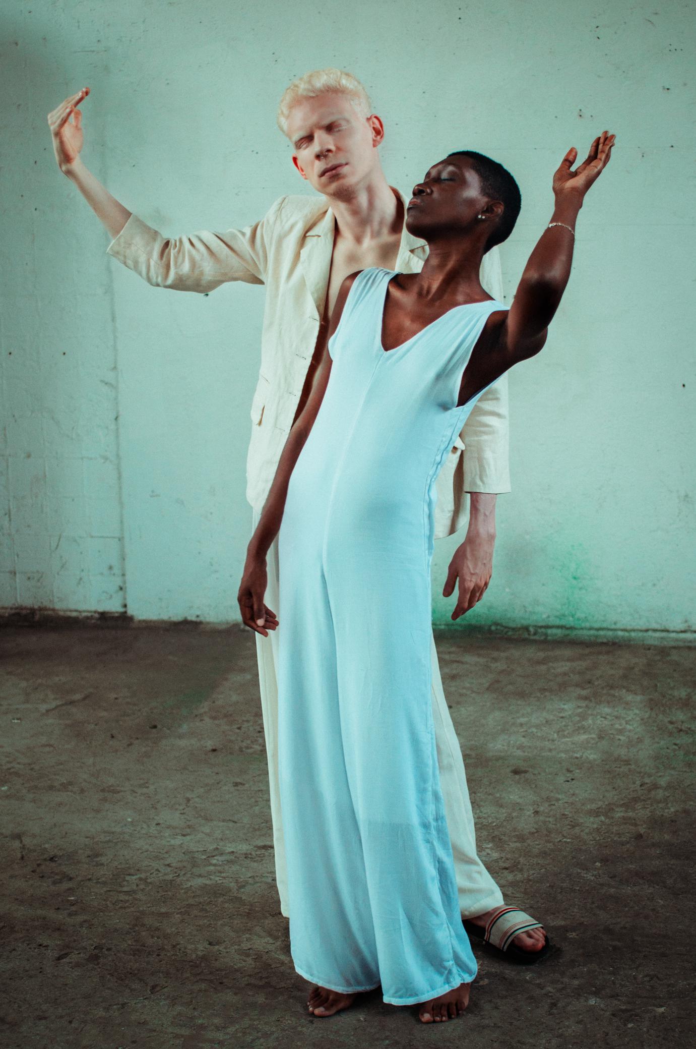 Upcycling, repurposing, sustainable couture, vintage reinvention, zero waste, creative transformation, circular fashion Upcycling, repurposing, sustainable couture, vintage reinvention, zero waste, creative transformation, circular fashion