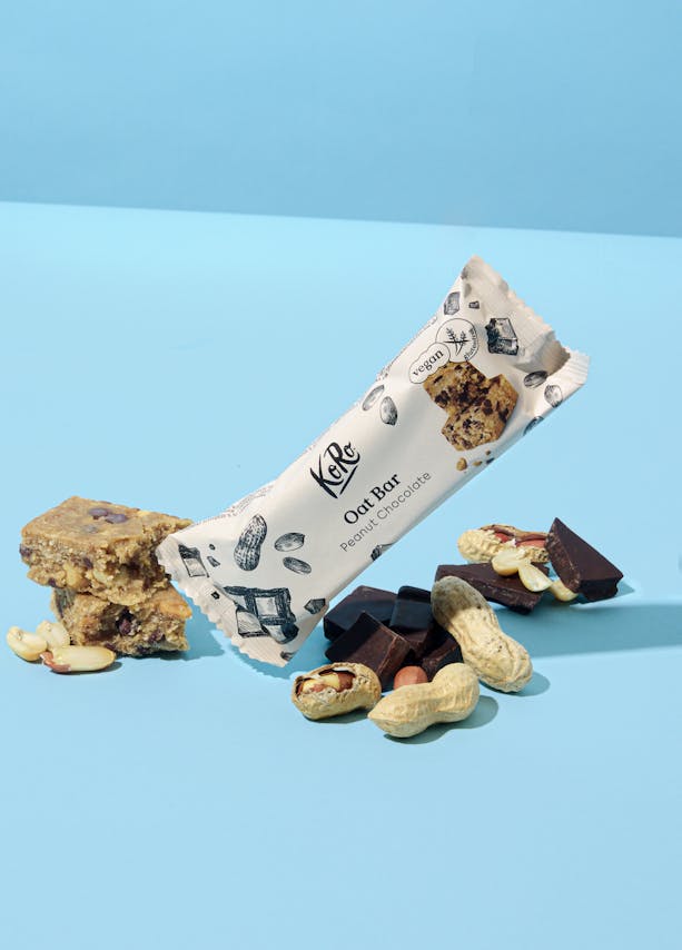 Bio Oat Bar Peanut Chocolate mit Erdnüssen und Schokolade