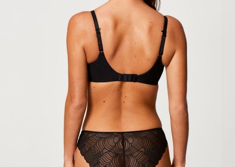 Model wearing the Alanna Balconette Bra in black