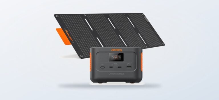 Jackery Explorer 100 Plus portable power station