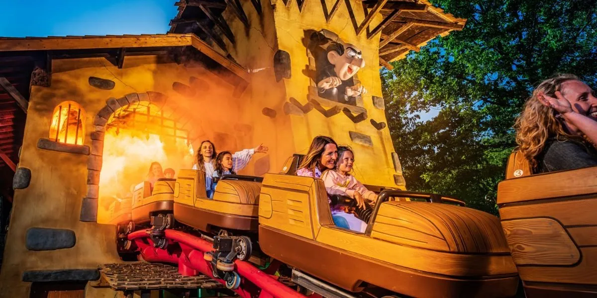 Plusieurs attractions familiales à Plopsaland Ardennes